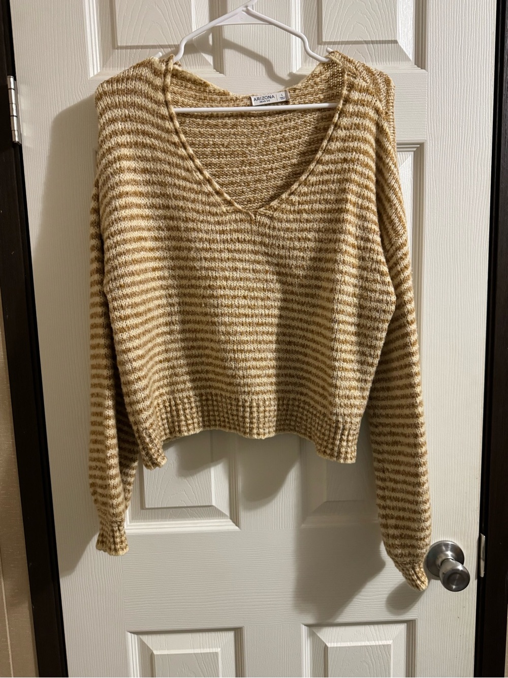 Women's Striped V-Neck Sweater - Cream & Tan